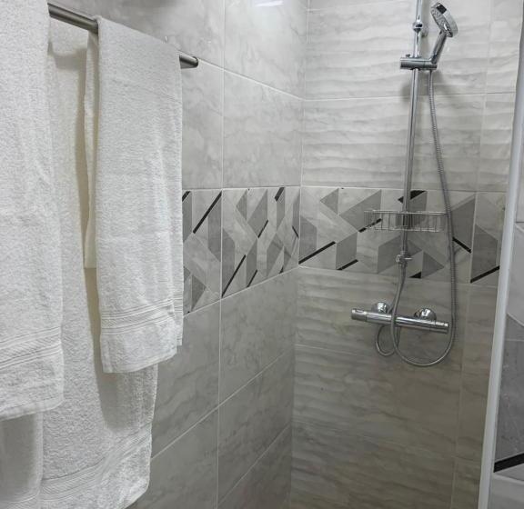 ホテル мотел тихия кът