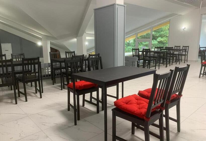 ホテル мотел тихия кът