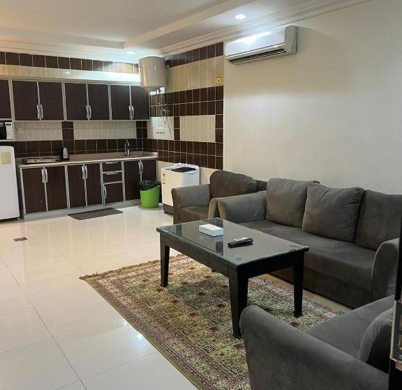 ホテル Razan Suits