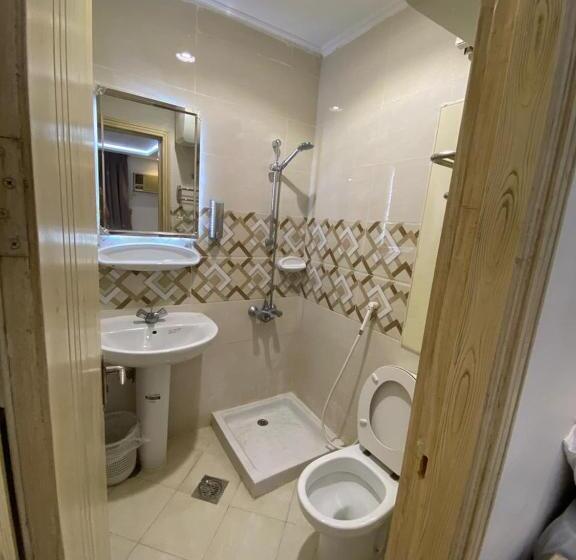 فندق تيسير الخيمة