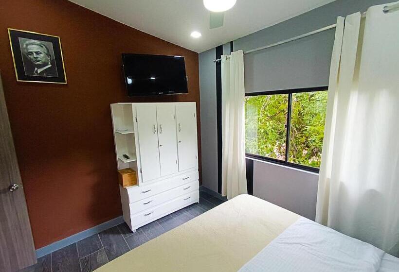 ホテル Art District