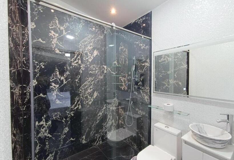 ホテル Art District