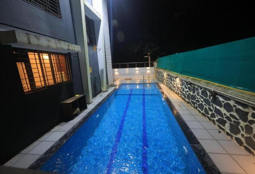 בית מלון כפרי Blue Sky Villa