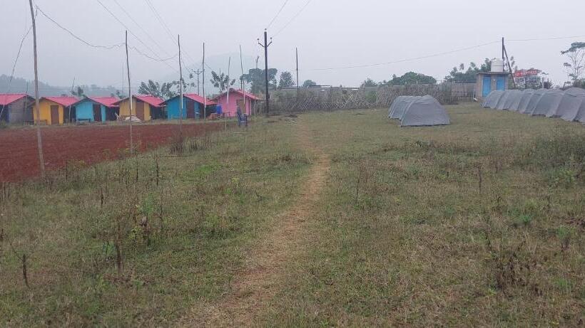 호텔 Bommarillu Farm Stay