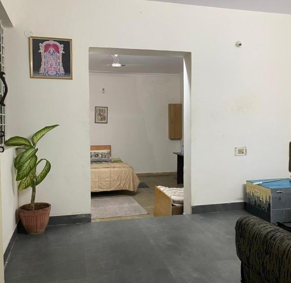 בית מלון כפרי Chakra Farms