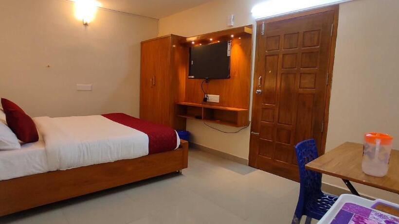 호텔 Super Collection O Velu Residency