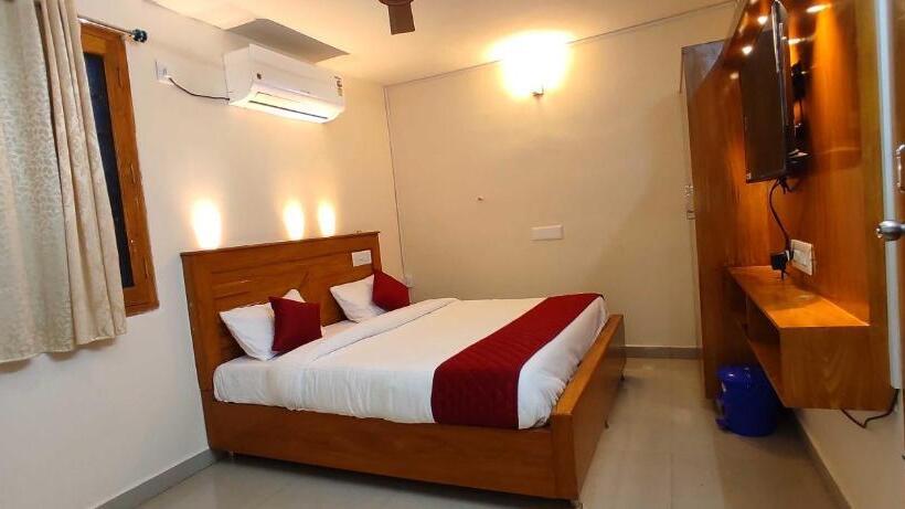 호텔 Super Collection O Velu Residency