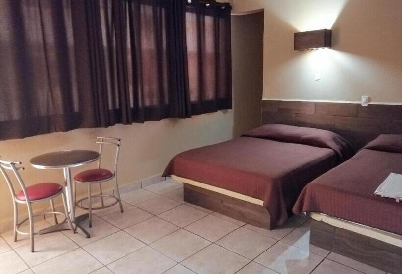 בית מלון כפרי Costa Miramar Acapulco