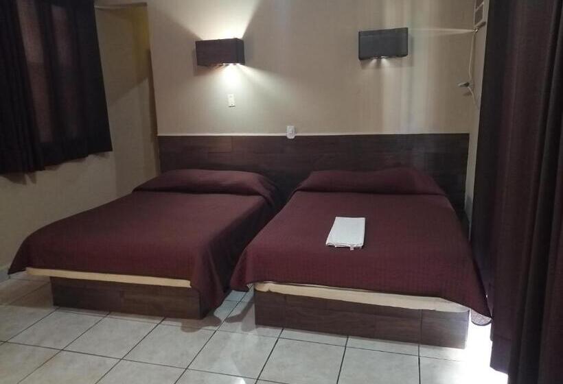 בית מלון כפרי Costa Miramar Acapulco