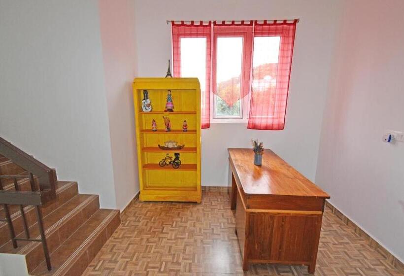 Отель Cozy Vacation Home