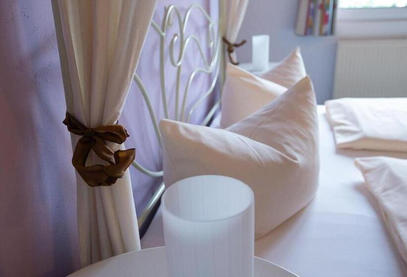 בית מלון כפרי Dolgesheim