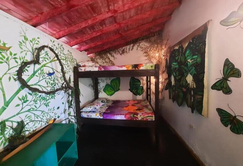 בית מלון כפרי Eco Hostal Tierra De Agua Y Fuego