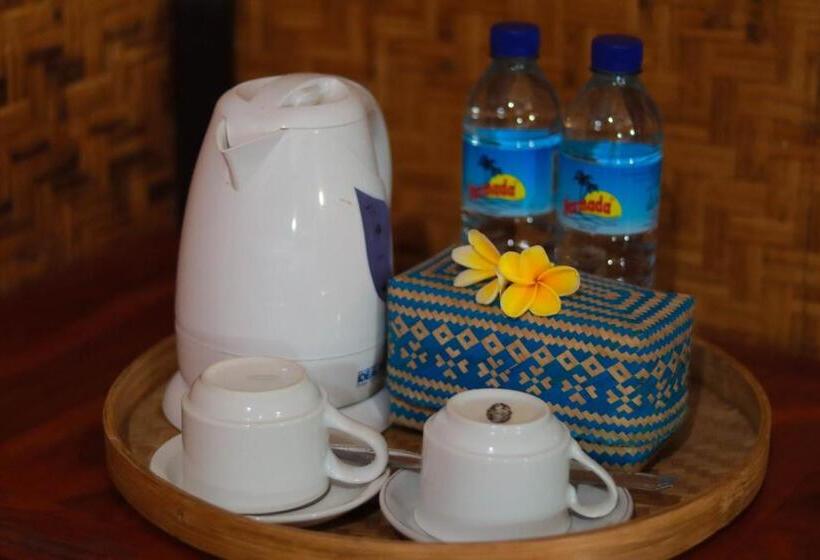 בית מלון כפרי Green Orry Inn Tetebatu