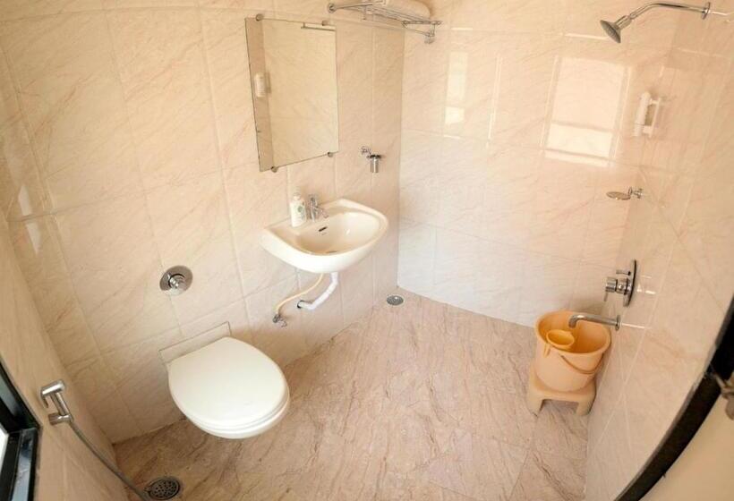 호텔 Gurjas Aurangabad