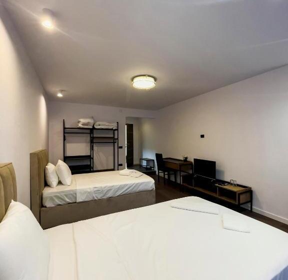 هتل Hass Boutique