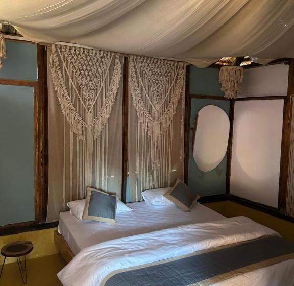 Отель House Of Happiness