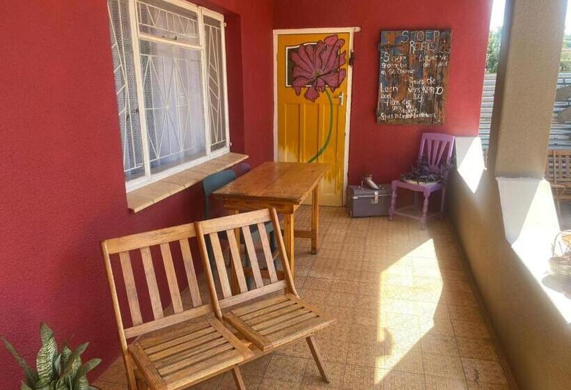 בית מלון כפרי Janri Gaste Plaas