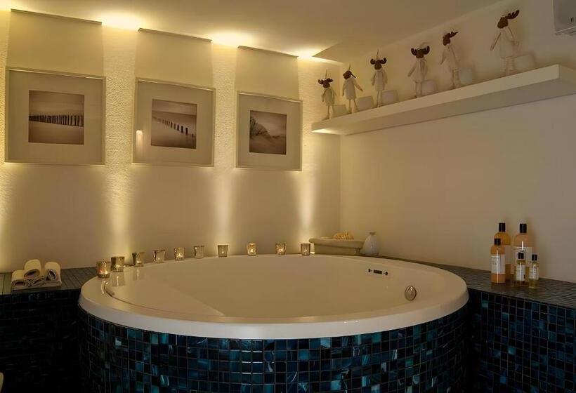 Отель Miramare   Spa & Suites   Free Breakfast & Brunch Until 13 00