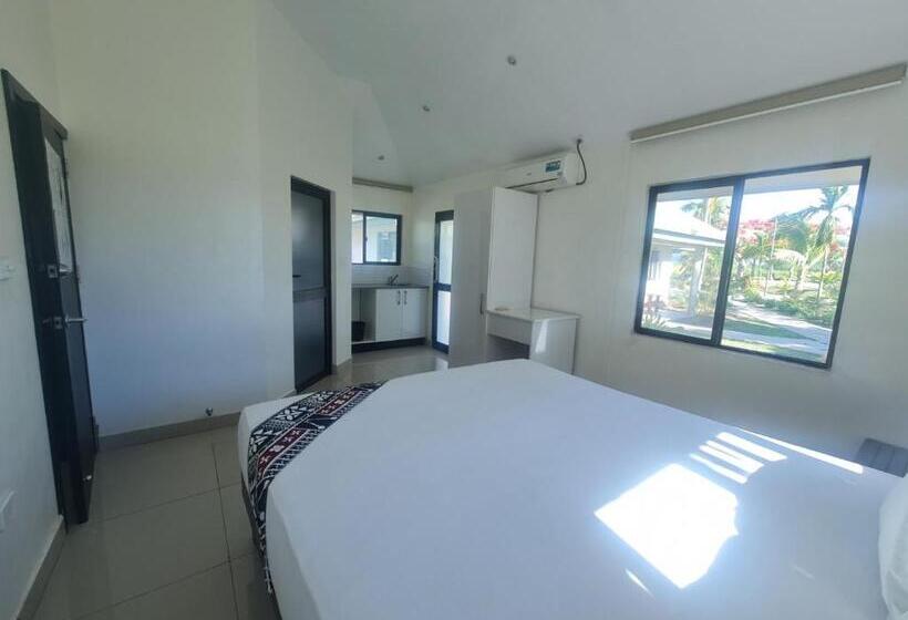 فندق New Door Villas