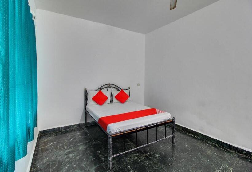 בית מלון כפרי Oyo 8199 Guddan Holiday