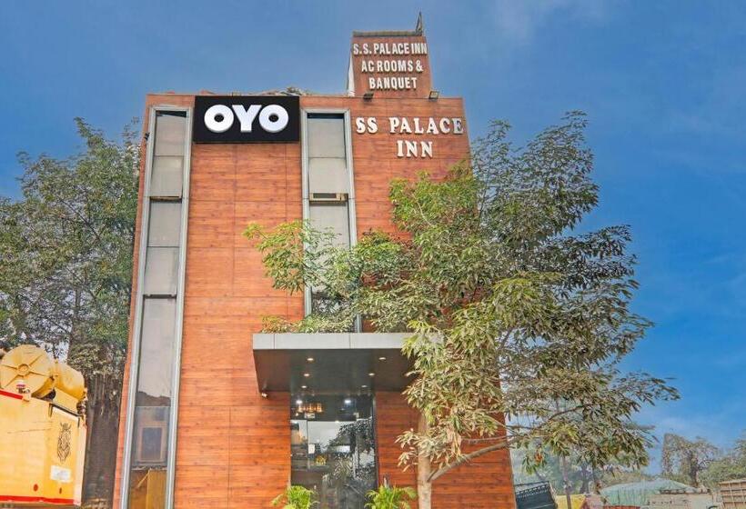 호텔 Ss Palace Inn