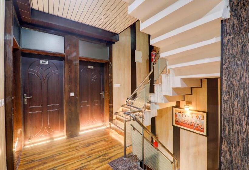 호텔 Ss Palace Inn