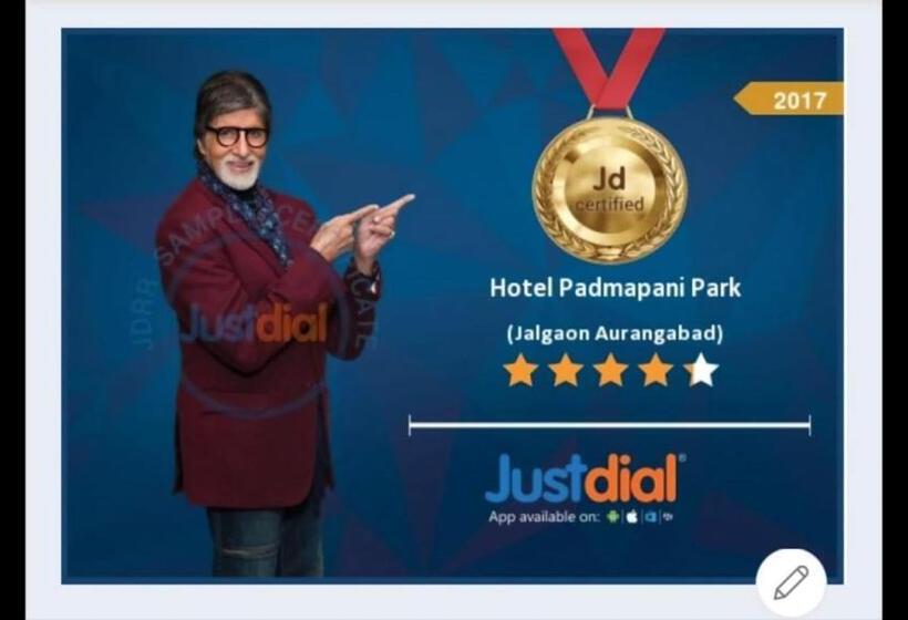 בית מלון כפרי Padmapani Park Fardapur