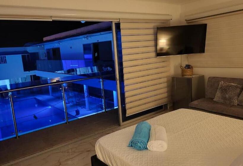 فندق Piscina Sarita Club Boutique