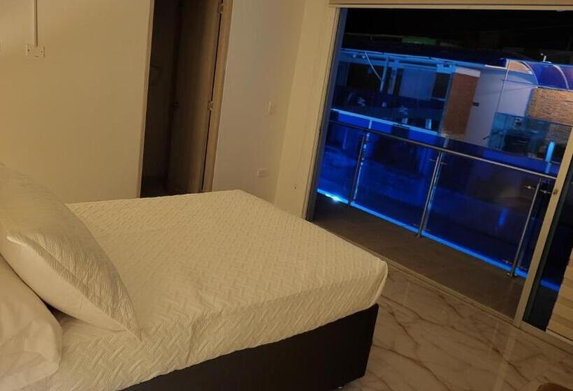 فندق Piscina Sarita Club Boutique