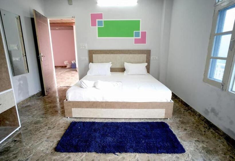 فندق Pleasing Pines