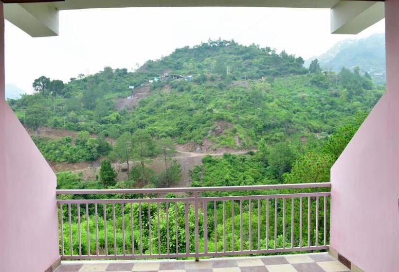 فندق Pleasing Pines