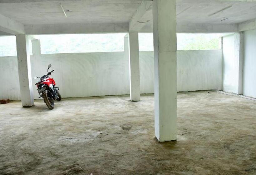 فندق Pleasing Pines