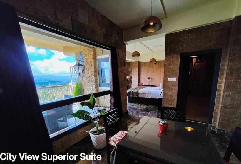 בית מלון כפרי Poles Apart