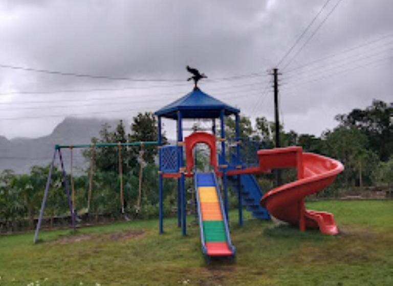 فندق Raigad Farm House 2 Pacad