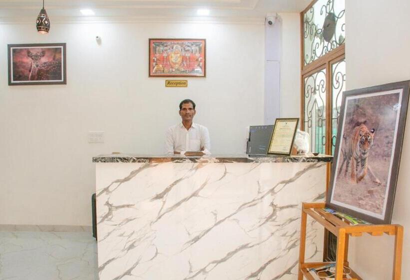 Отель Ranthambhore Jalsa