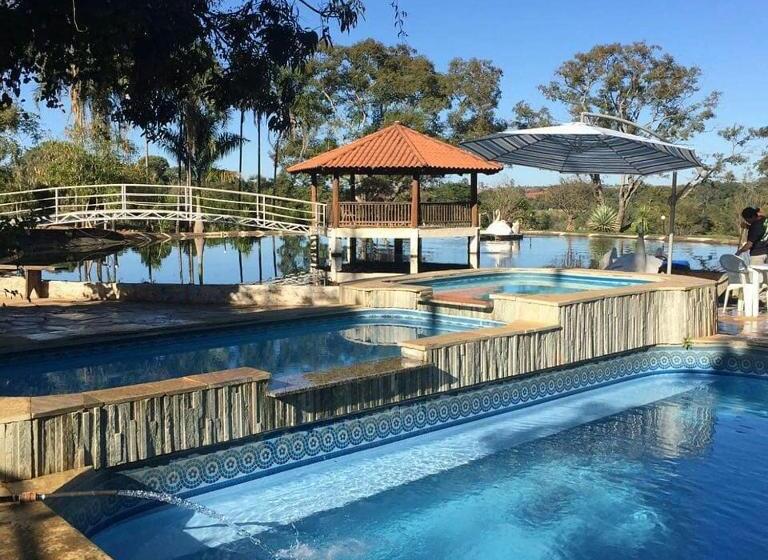 فندق Recanto Ojama