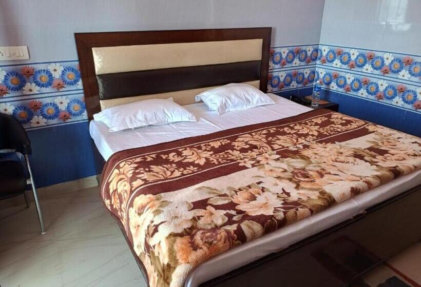 בית מלון כפרי Rock View