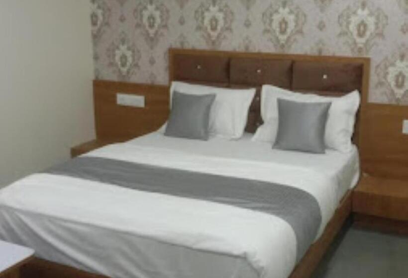 فندق Sg Ac Rooms Vadodara