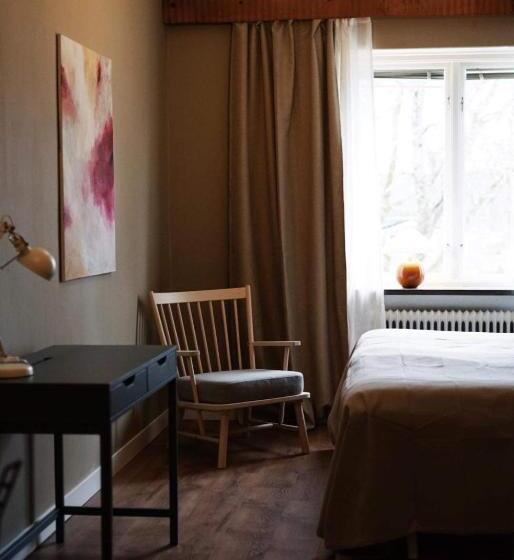 בית מלון כפרי Steel