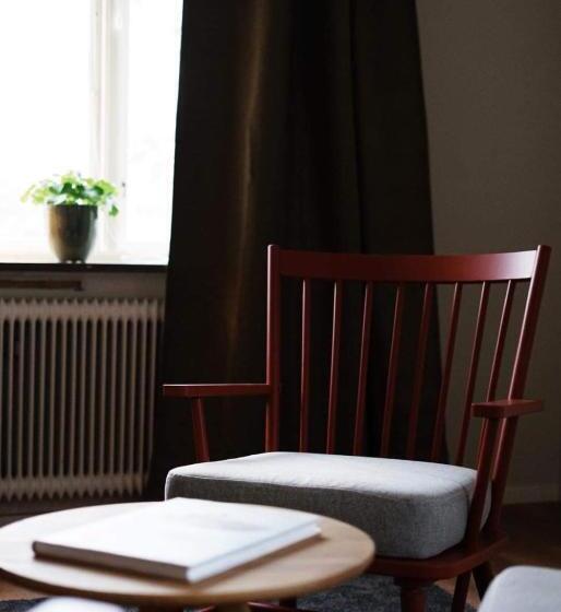 בית מלון כפרי Steel