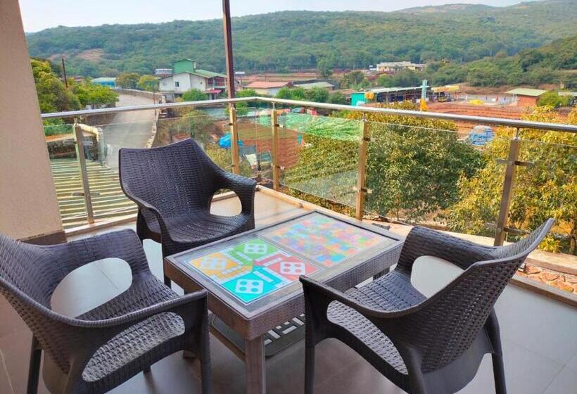 בית מלון כפרי Strawberry Inn, Mahabaleshwar