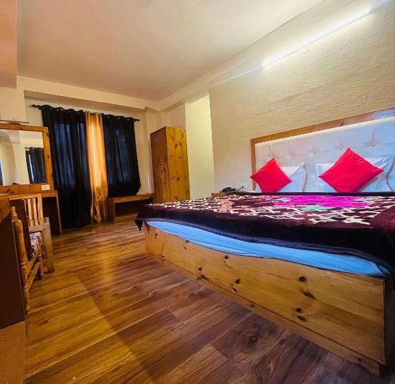 هتل The Mountain King