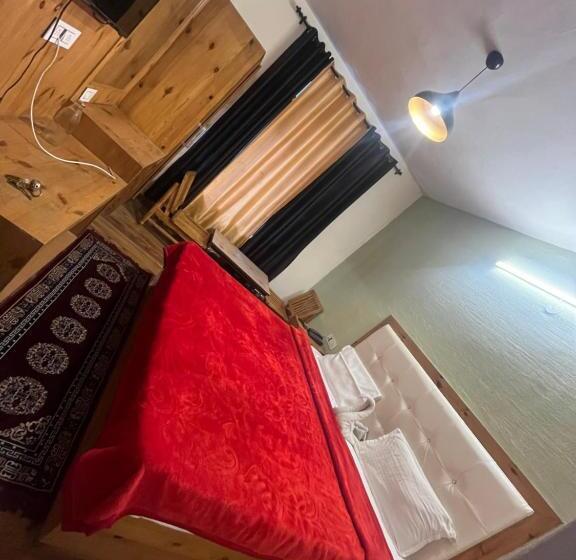 هتل The Mountain King