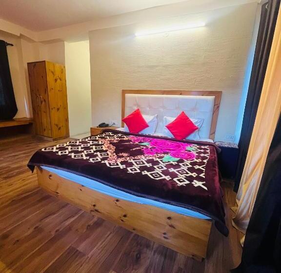 هتل The Mountain King