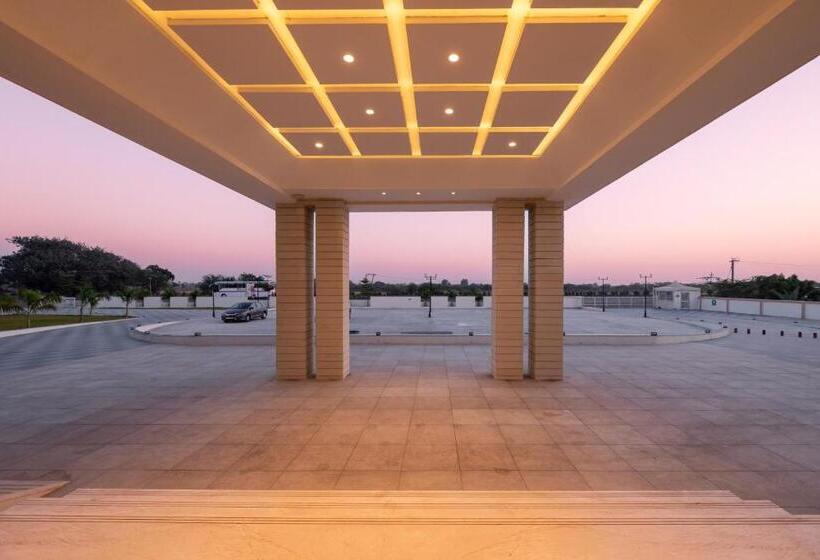 בית מלון כפרי The Orchid Jamnagar