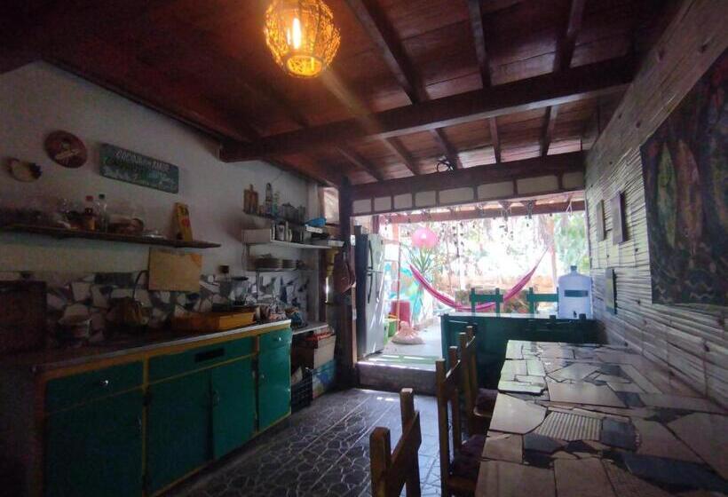 בית מלון כפרי Surf Camp   Máncora