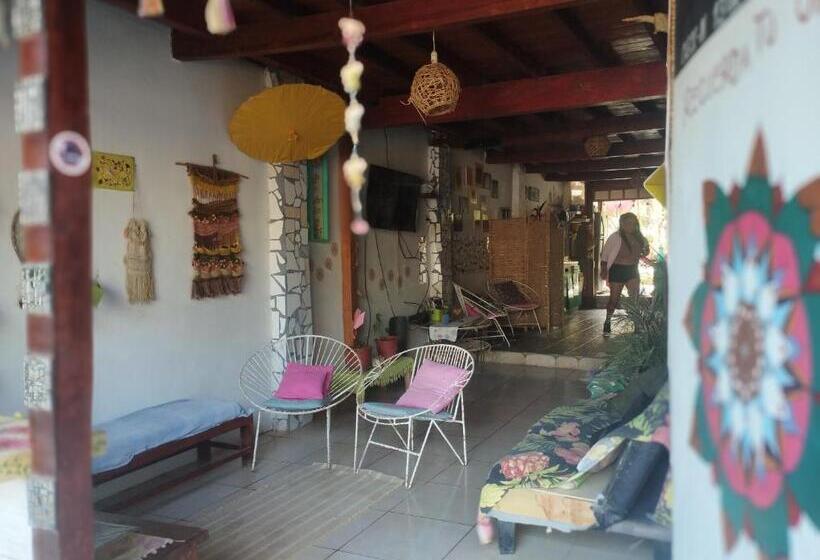 בית מלון כפרי Surf Camp   Máncora