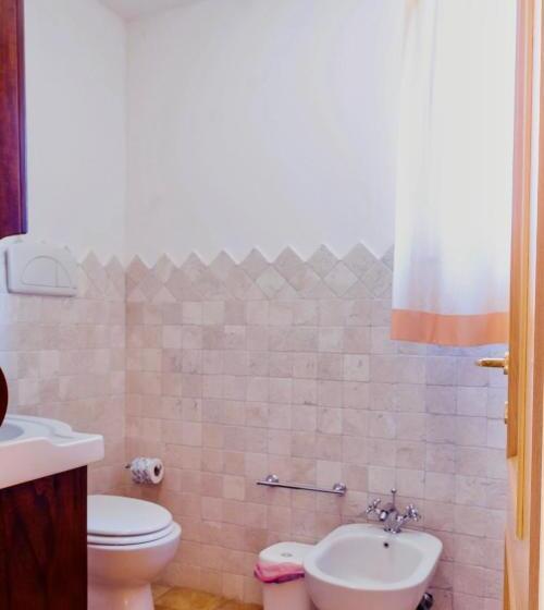 Isa   Residence With Swimming Pool In Sorano, Apartments With Air Conditioning And Private Outdoor A