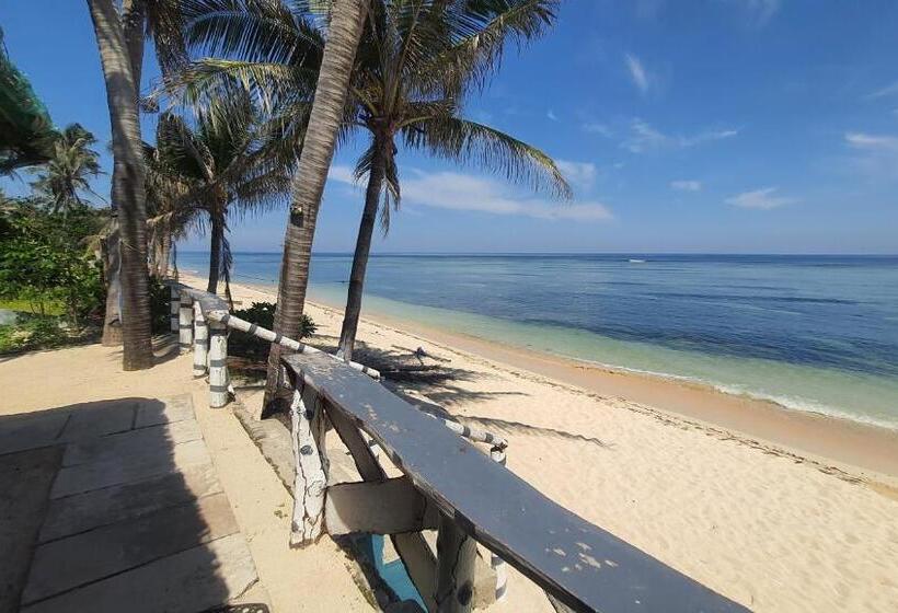 Kuroshara Beach Resort