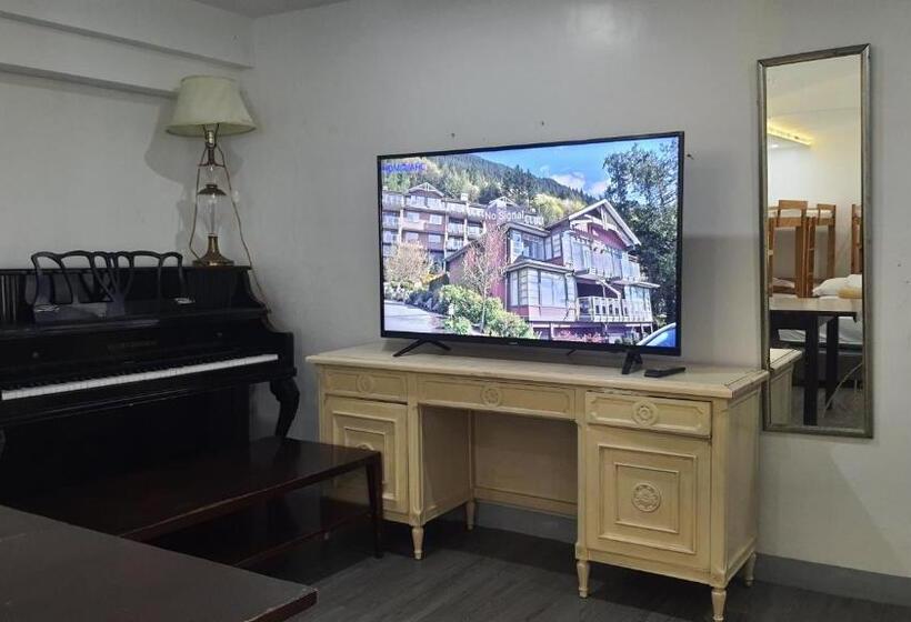 Kuroshara Beach Resort